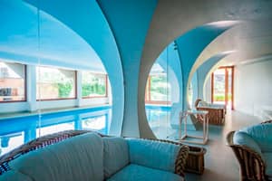 listings.show.sections.photos.alt