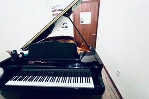 listings.show.sections.photos.alt