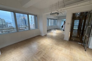 listings.show.sections.photos.alt