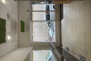 listings.show.sections.photos.alt