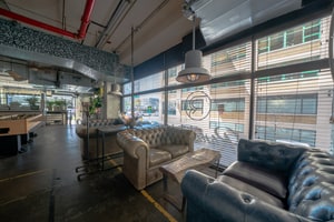 listings.show.sections.photos.alt