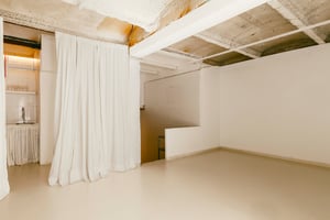 listings.show.sections.photos.alt