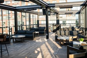 listings.show.sections.photos.alt