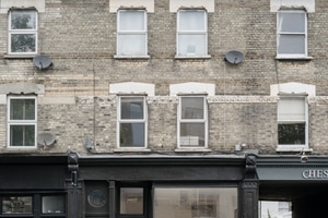 listings.show.sections.photos.alt