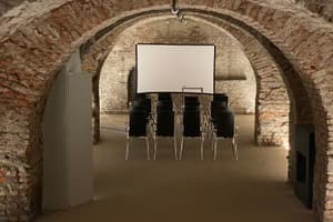 listings.show.sections.photos.alt