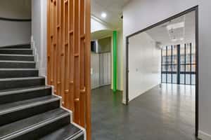 listings.show.sections.photos.alt