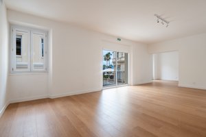 listings.show.sections.photos.alt