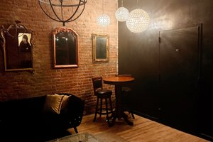 listings.show.sections.photos.alt