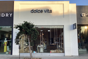 listings.show.sections.photos.alt