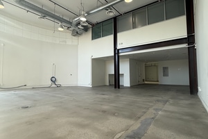 listings.show.sections.photos.alt