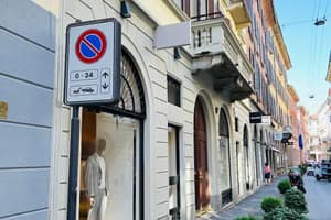 listings.show.sections.photos.alt