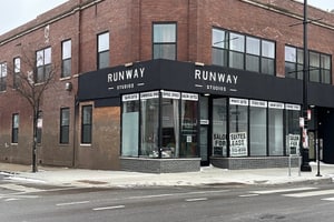 listings.show.sections.photos.alt