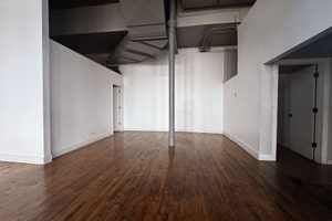 listings.show.sections.photos.alt