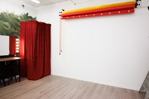 listings.show.sections.photos.alt