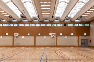 Ensemble moderniste avec piscine, gymnase et grand hall, Paris 17e, 相片 7