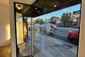 listings.show.sections.photos.alt