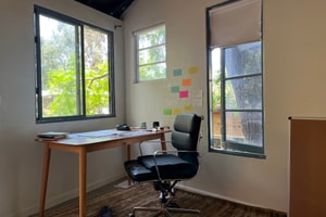 listings.show.sections.photos.alt