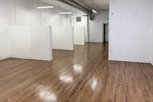 listings.show.sections.photos.alt