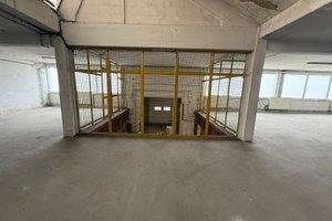 listings.show.sections.photos.alt