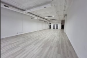 listings.show.sections.photos.alt