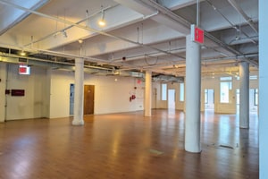 listings.show.sections.photos.alt