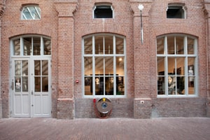 listings.show.sections.photos.alt