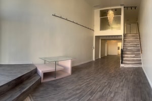 listings.show.sections.photos.alt