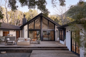 listings.show.sections.photos.alt