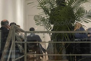 listings.show.sections.photos.alt