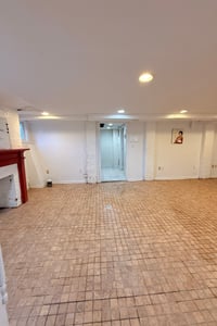 listings.show.sections.photos.alt