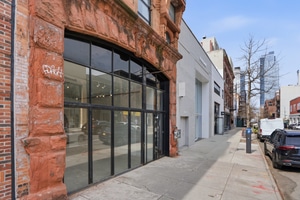 listings.show.sections.photos.alt