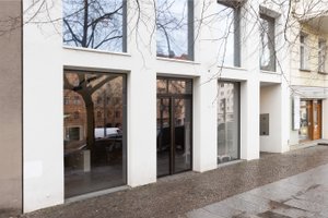 listings.show.sections.photos.alt