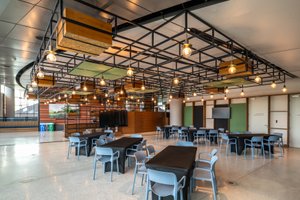 listings.show.sections.photos.alt