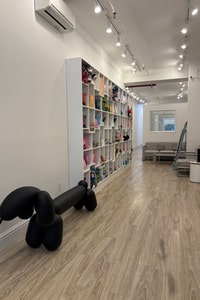 listings.show.sections.photos.alt