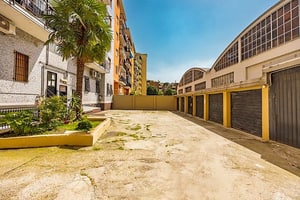 listings.show.sections.photos.alt