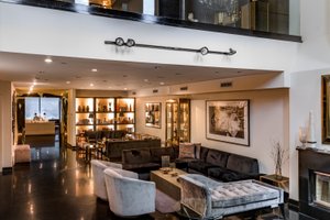 listings.show.sections.photos.alt