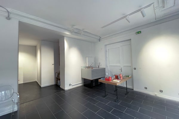 Galerie d'art / Pop-up / Showroom. Bel espace de 180m2 dans le 10e.