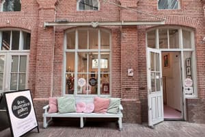 listings.show.sections.photos.alt