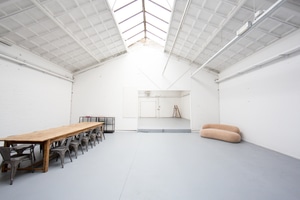 listings.show.sections.photos.alt