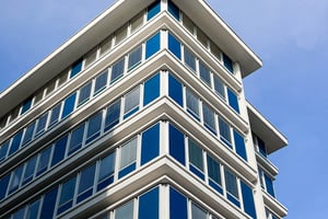 listings.show.sections.photos.alt