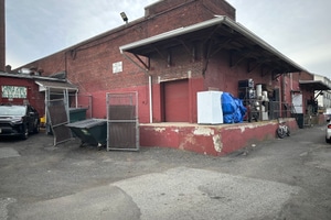 listings.show.sections.photos.alt