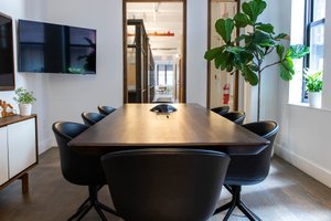 listings.show.sections.photos.alt