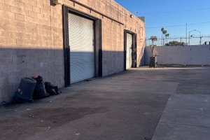 listings.show.sections.photos.alt