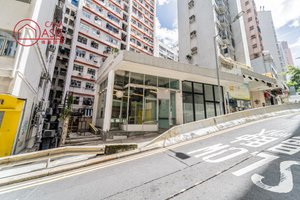 listings.show.sections.photos.alt