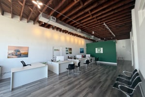 listings.show.sections.photos.alt