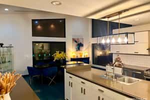 listings.show.sections.photos.alt