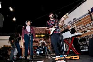 listings.show.sections.photos.alt