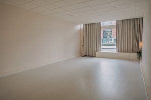 listings.show.sections.photos.alt