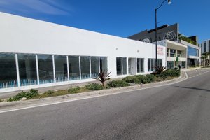 listings.show.sections.photos.alt