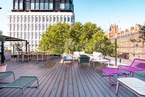 listings.show.sections.photos.alt